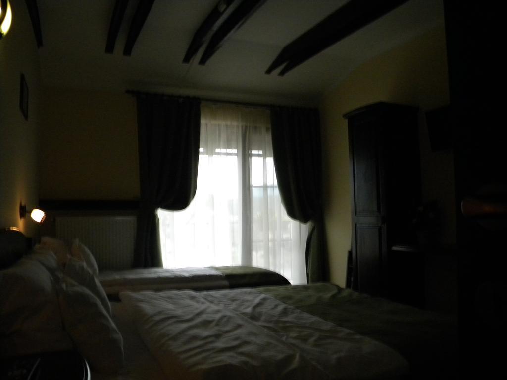 Pensiunea Mason'S Rîşnov Pokoj fotografie
